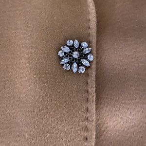 Jewel look vintage look shank button 1 1/4”